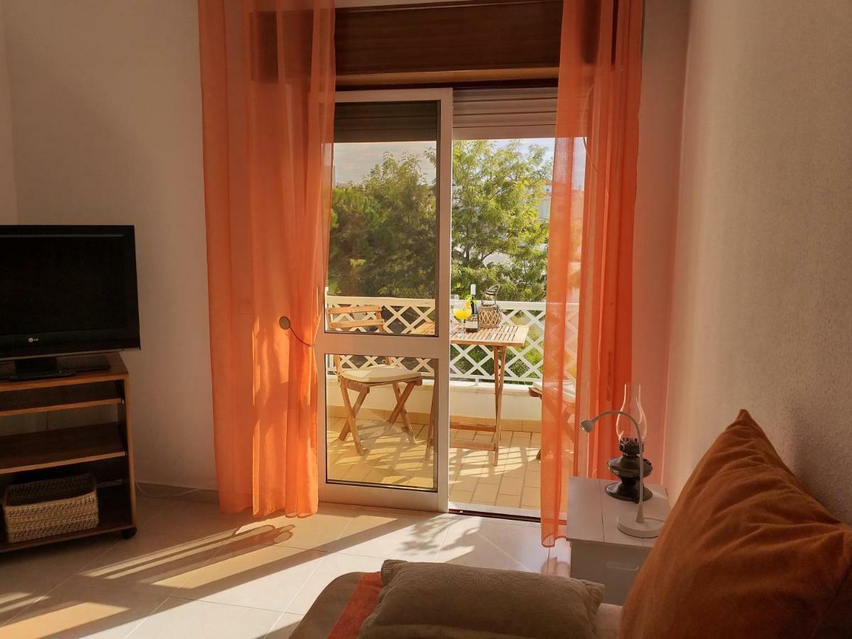 Pretty Sunny Guest Apartment Lagos Exterior foto